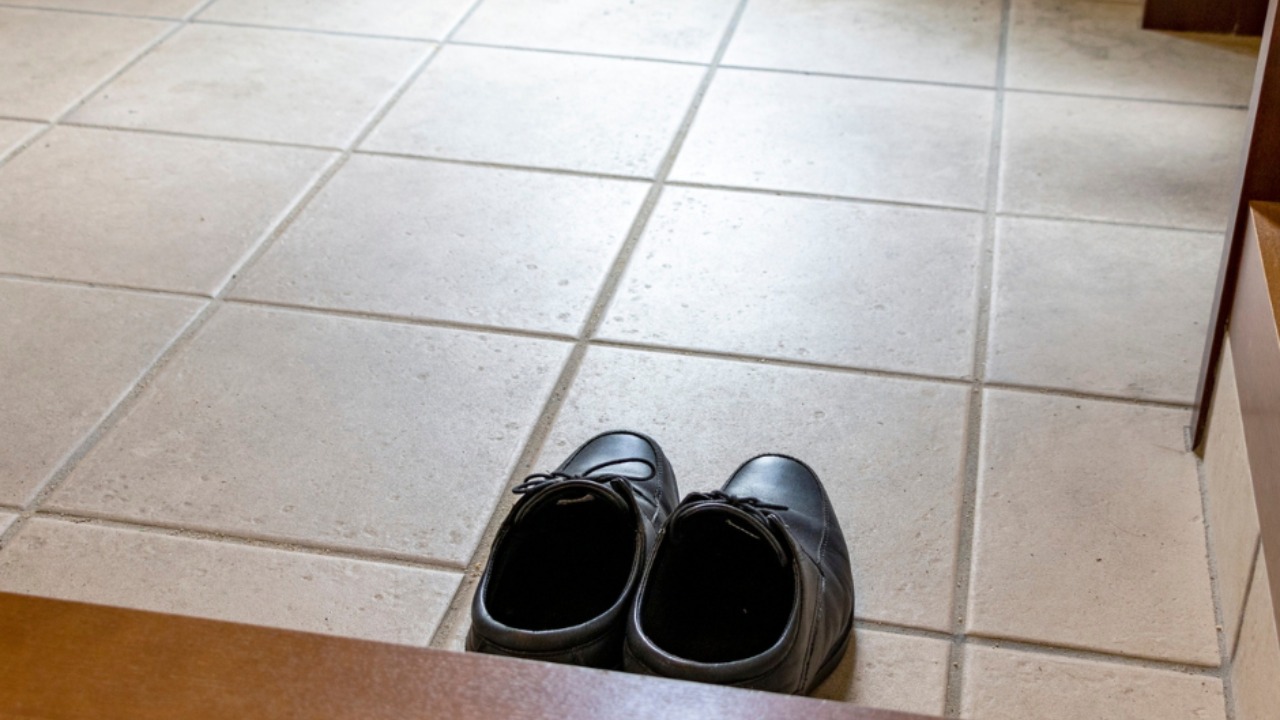 Thumbnail Sepatu yang Hilang