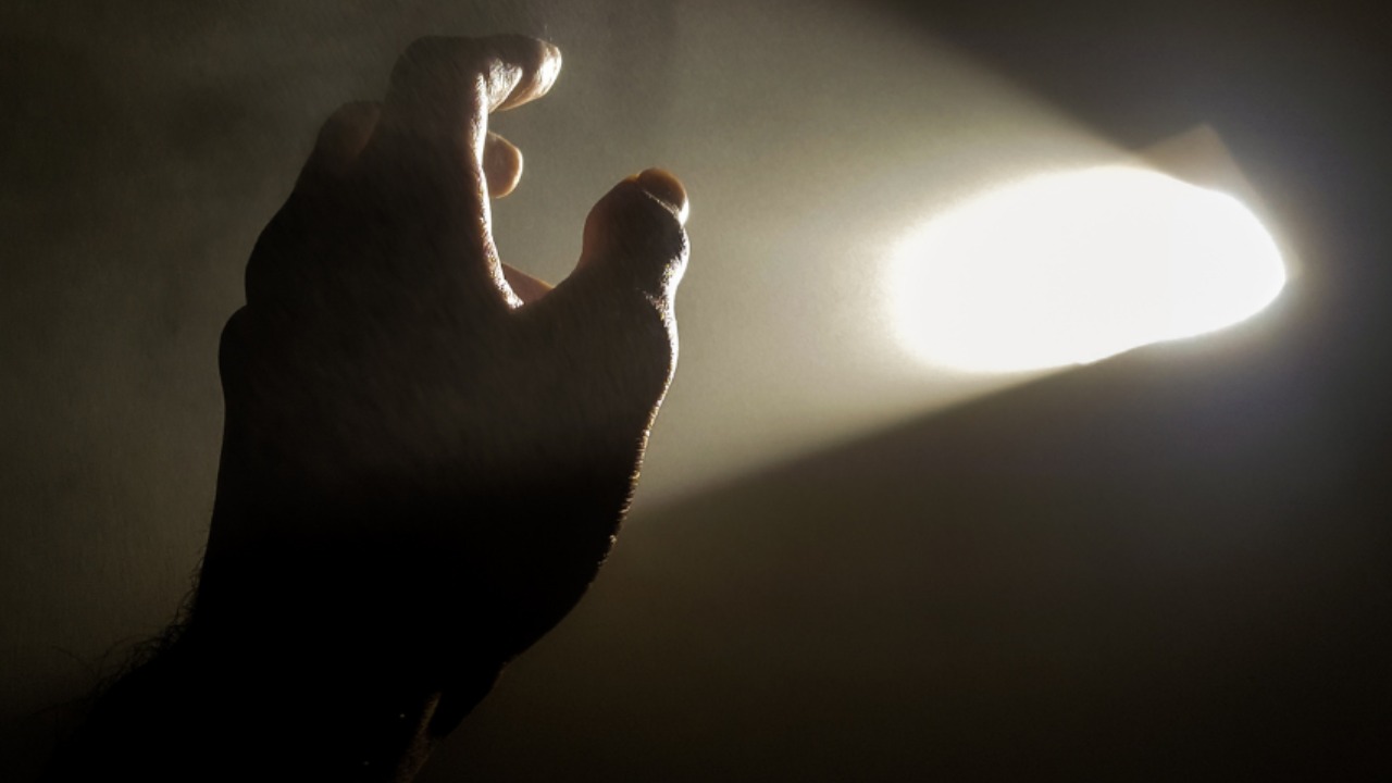 Gambar sampul untuk Pelita Dalam Samudra Jiwa